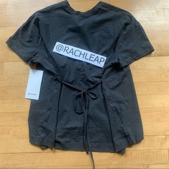 Lululemon Side tie v neck Tee Grey - Picture 5 of 5